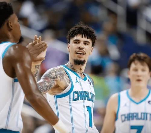 米兰丘克点,球得手,埃雷拉犯规,1xbet官网,1xbet体育官方网站,1xbet官网入口,1xbet体育官网